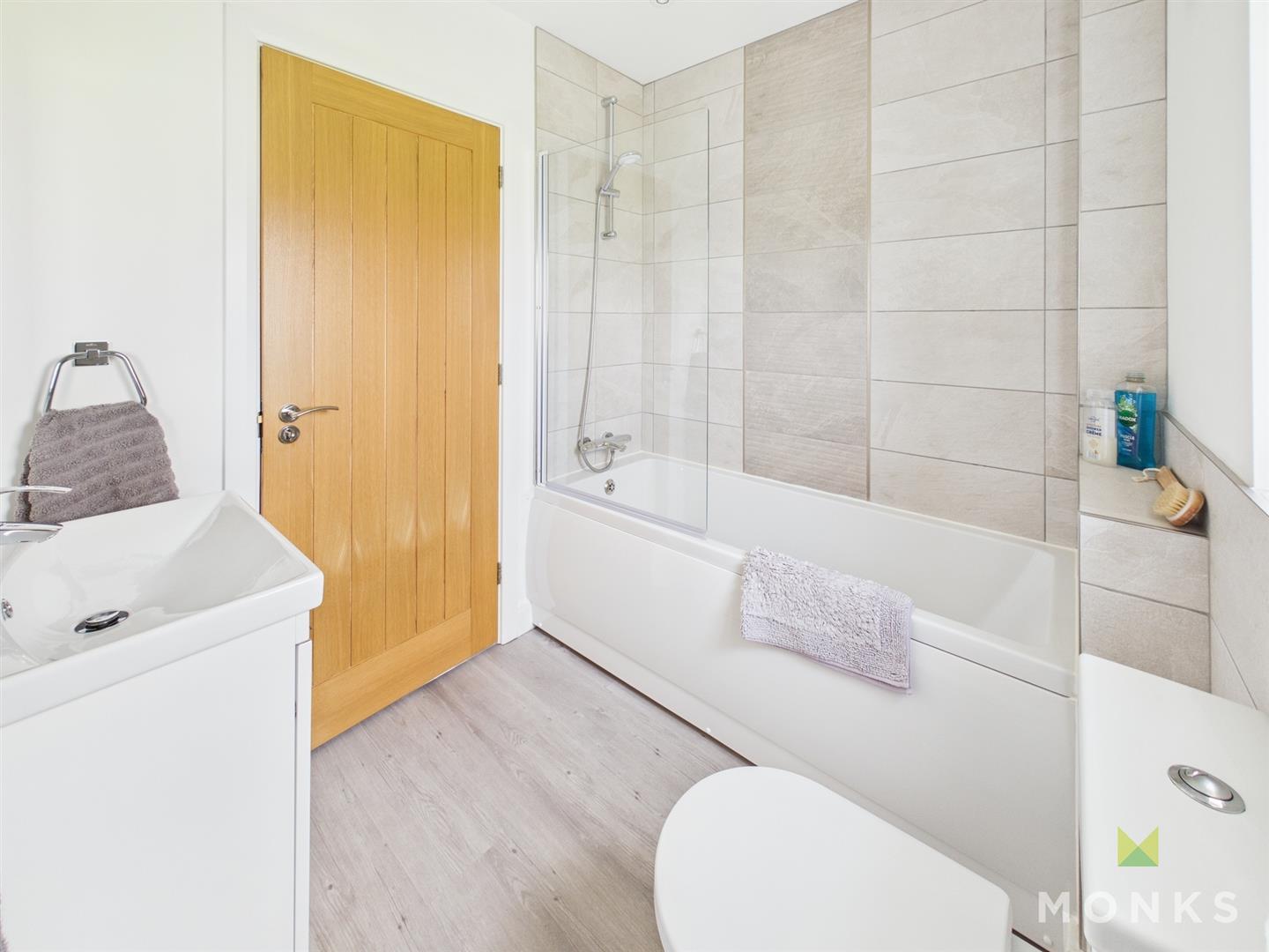 3 Hornbeam Close, Oswestry, SY11 3FL For Sale